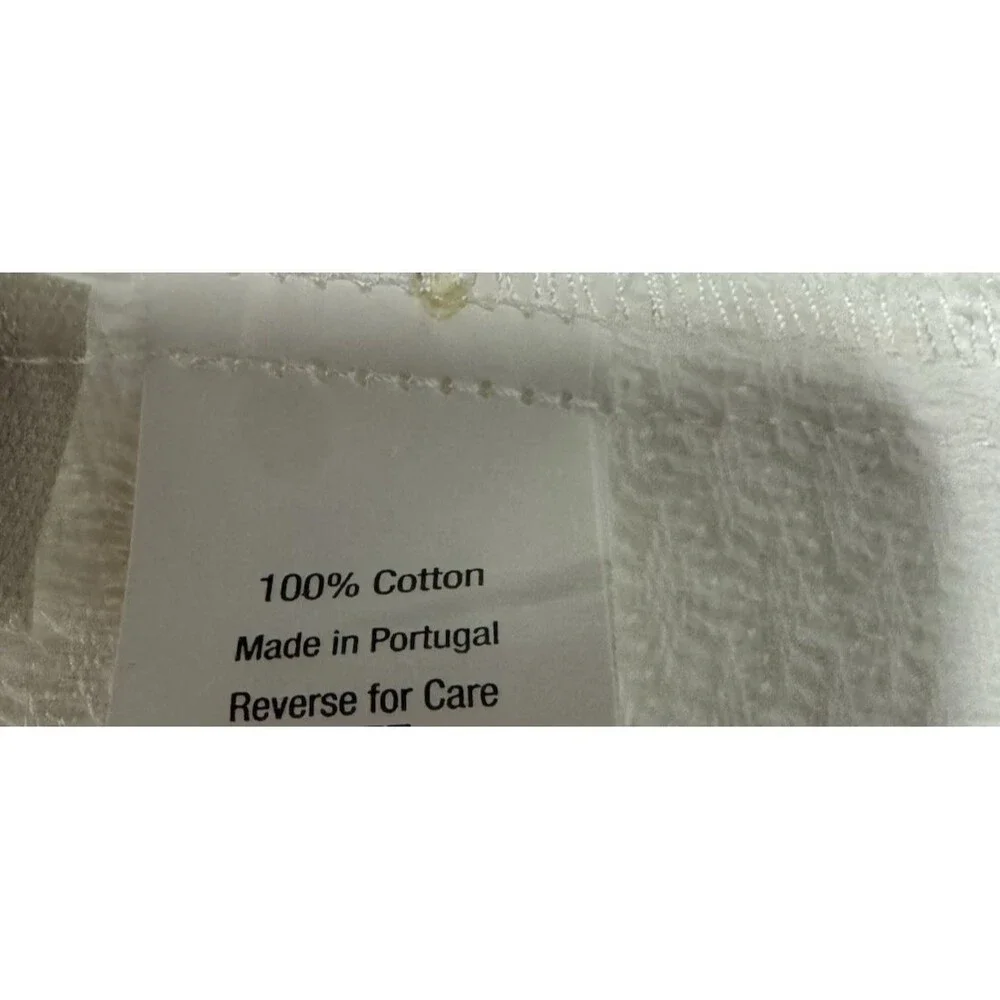 Garnet Hill  Matress  Cover-White  100% Cotton SZ TWIN  NEW Unopened!
